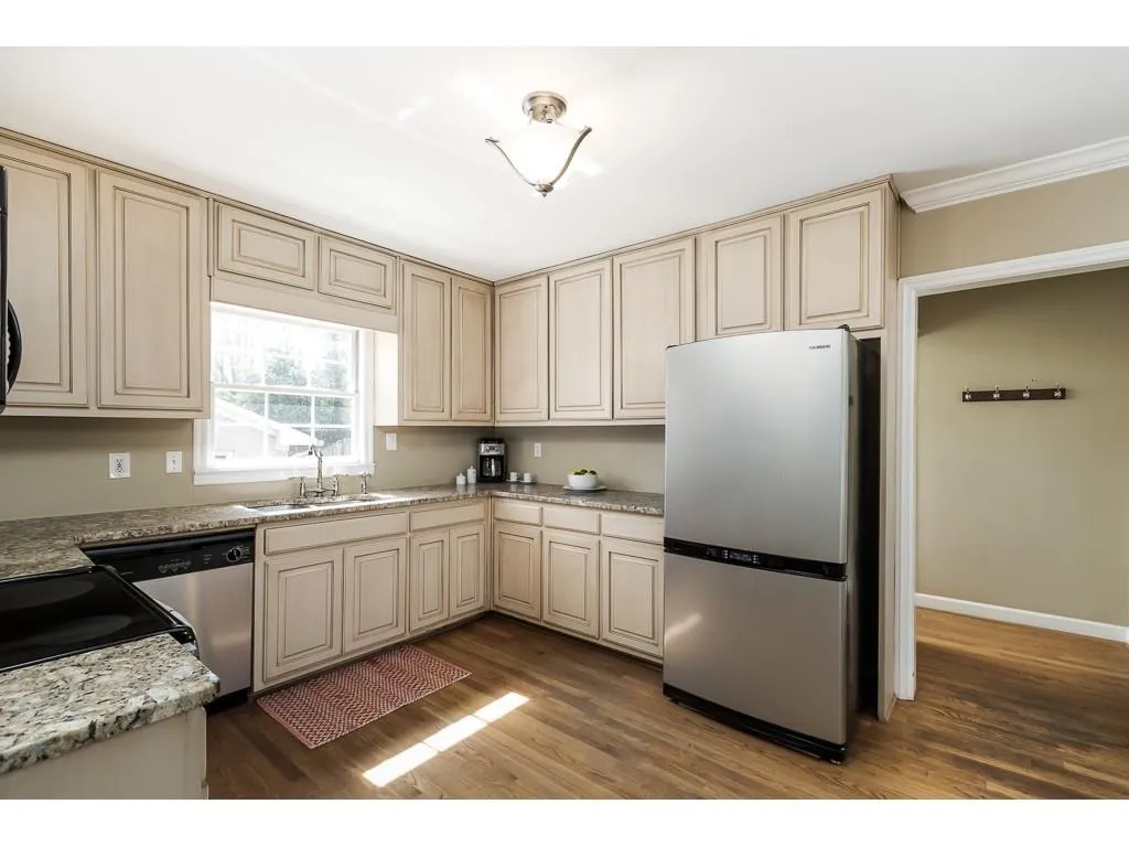 5800 Brookgreen Road, Sandy Springs, Georgia 30328, 3 Bedrooms Bedrooms, ,2 BathroomsBathrooms,Residential,Sold,5800 Brookgreen Road,6514901