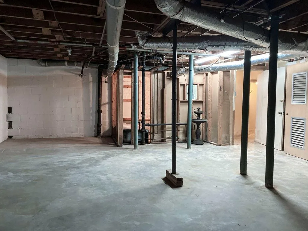 121 Maryeanna Drive, Sandy Springs, Georgia 30342, 3 Bedrooms Bedrooms, ,2 BathroomsBathrooms,Residential,Sold,121 Maryeanna Drive,6630312