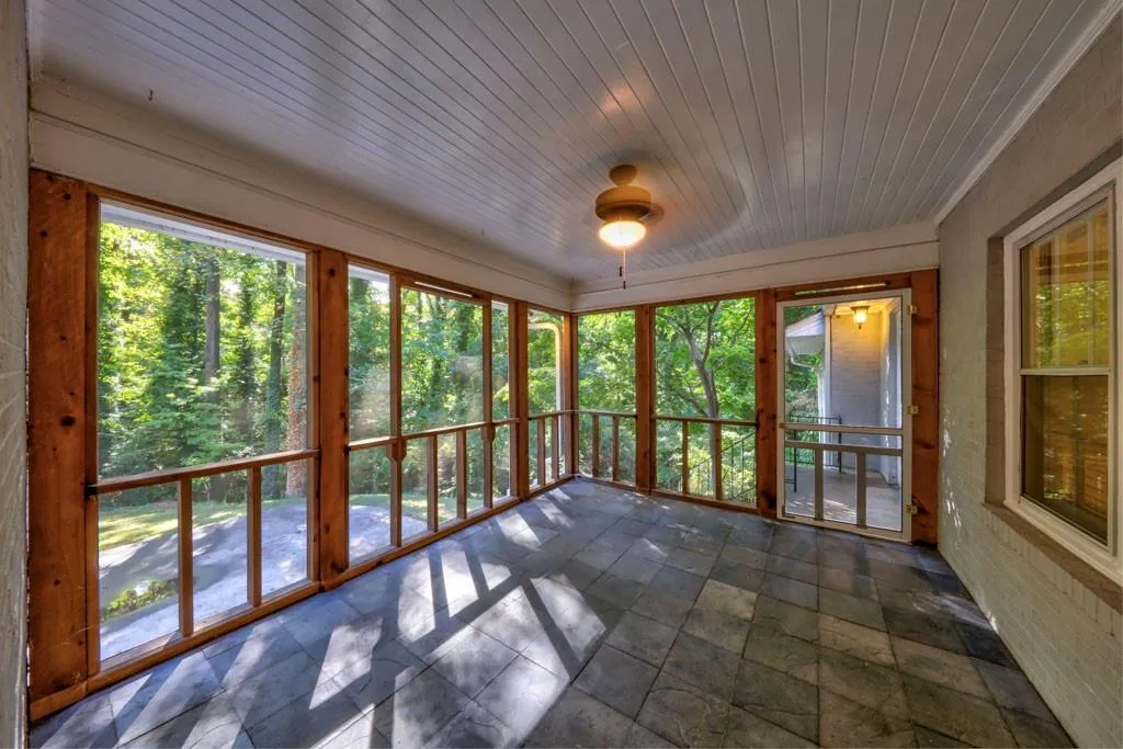 121 Maryeanna Drive, Sandy Springs, Georgia 30342, 3 Bedrooms Bedrooms, ,2 BathroomsBathrooms,Residential,Sold,121 Maryeanna Drive,6630312