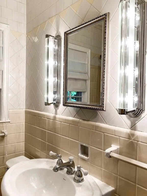 121 Maryeanna Drive, Sandy Springs, Georgia 30342, 3 Bedrooms Bedrooms, ,2 BathroomsBathrooms,Residential,Sold,121 Maryeanna Drive,6630312