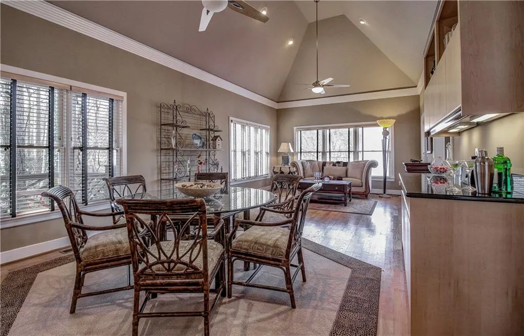 1240 Tynecastle Way, Sandy Springs, Georgia 30350, 5 Bedrooms Bedrooms, ,5 BathroomsBathrooms,Residential,Sold,1240 Tynecastle Way,5725974