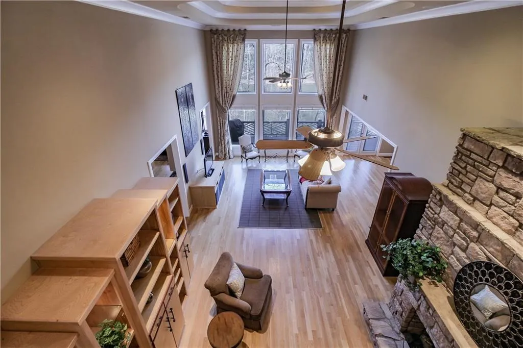 1240 Tynecastle Way, Sandy Springs, Georgia 30350, 5 Bedrooms Bedrooms, ,5 BathroomsBathrooms,Residential,Sold,1240 Tynecastle Way,5725974