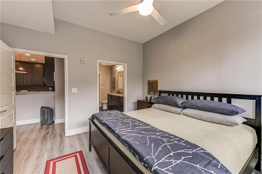 1080 Peachtree Street Ne Unit 605, Atlanta, Georgia 30309, 1 Bedroom Bedrooms, 0 ,1 BathroomBathrooms,Residential,For Sale,1080 Peachtree Street Ne Unit 605,7714963