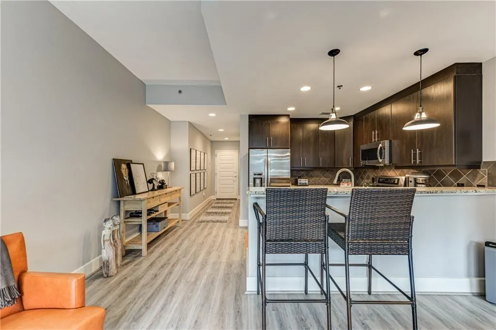 1080 Peachtree Street Ne Unit 605, Atlanta, Georgia 30309, 1 Bedroom Bedrooms, 0 ,1 BathroomBathrooms,Residential,For Sale,1080 Peachtree Street Ne Unit 605,7714963