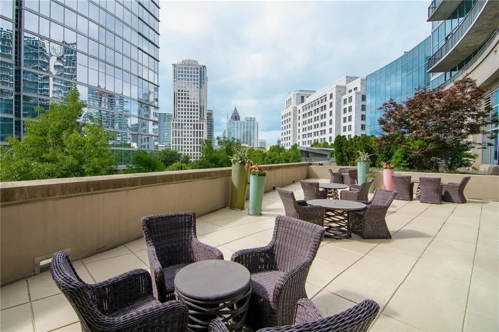 1080 Peachtree Street Ne Unit 605, Atlanta, Georgia 30309, 1 Bedroom Bedrooms, 0 ,1 BathroomBathrooms,Residential,For Sale,1080 Peachtree Street Ne Unit 605,7714963
