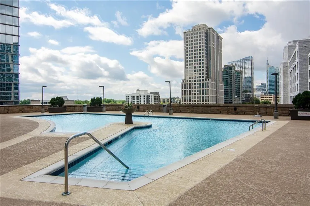 1080 Peachtree Street Ne Unit 605, Atlanta, Georgia 30309, 1 Bedroom Bedrooms, 0 ,1 BathroomBathrooms,Residential,For Sale,1080 Peachtree Street Ne Unit 605,7714963