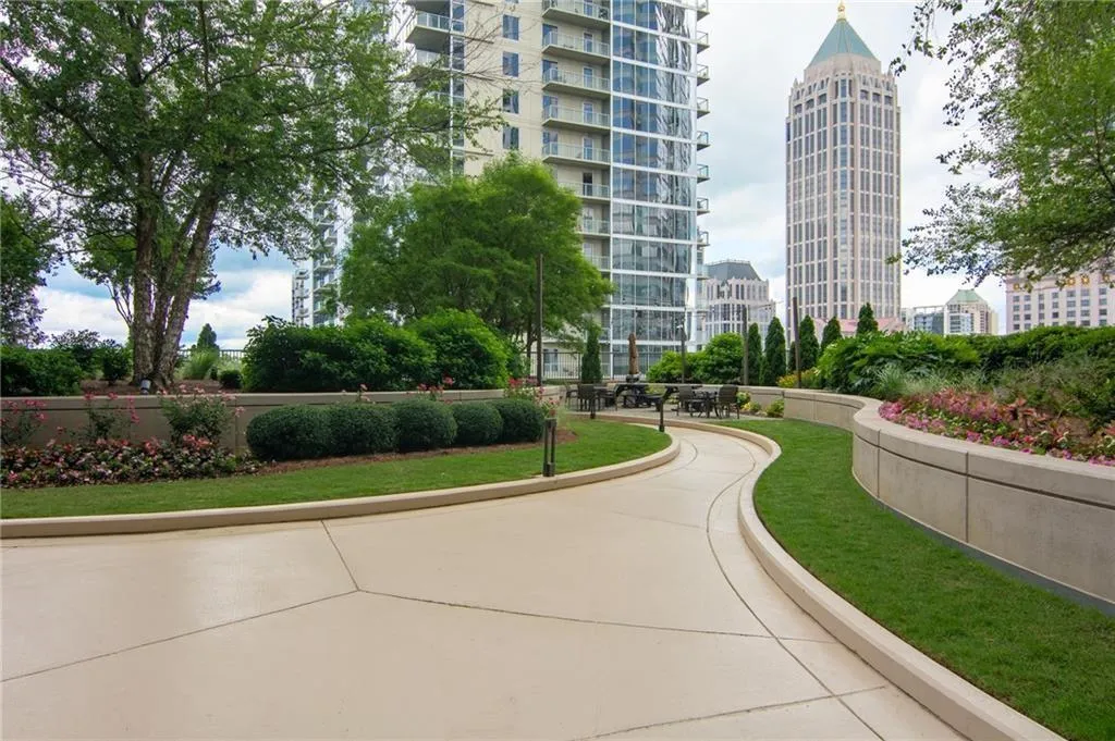 1080 Peachtree Street Ne Unit 605, Atlanta, Georgia 30309, 1 Bedroom Bedrooms, 0 ,1 BathroomBathrooms,Residential,For Sale,1080 Peachtree Street Ne Unit 605,7714963