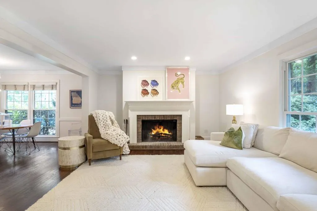 8175 Winged Foot Drive, Atlanta, Georgia 30350, 5 Bedrooms Bedrooms, ,4 BathroomsBathrooms,Residential,Sold,8175 Winged Foot Drive,6929483