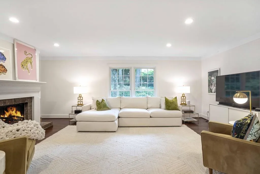 8175 Winged Foot Drive, Atlanta, Georgia 30350, 5 Bedrooms Bedrooms, ,4 BathroomsBathrooms,Residential,Sold,8175 Winged Foot Drive,6929483