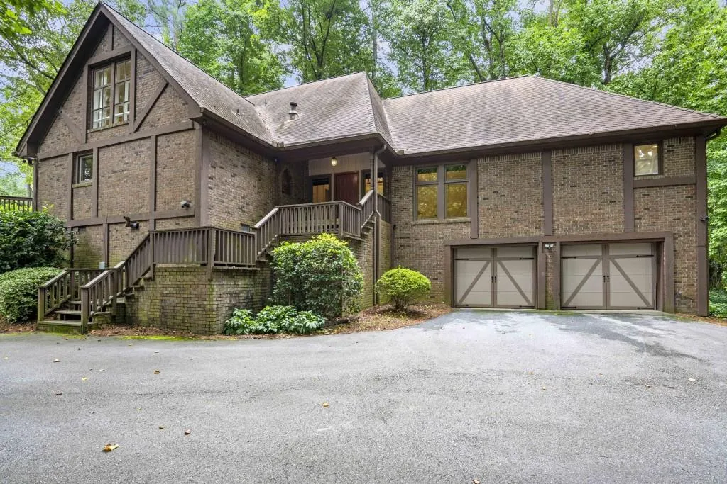 8175 Winged Foot Drive, Atlanta, Georgia 30350, 5 Bedrooms Bedrooms, ,4 BathroomsBathrooms,Residential,Sold,8175 Winged Foot Drive,6929483
