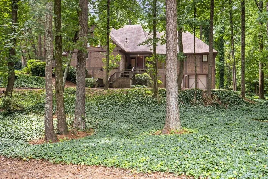 8175 Winged Foot Drive, Atlanta, Georgia 30350, 5 Bedrooms Bedrooms, ,4 BathroomsBathrooms,Residential,Sold,8175 Winged Foot Drive,6929483