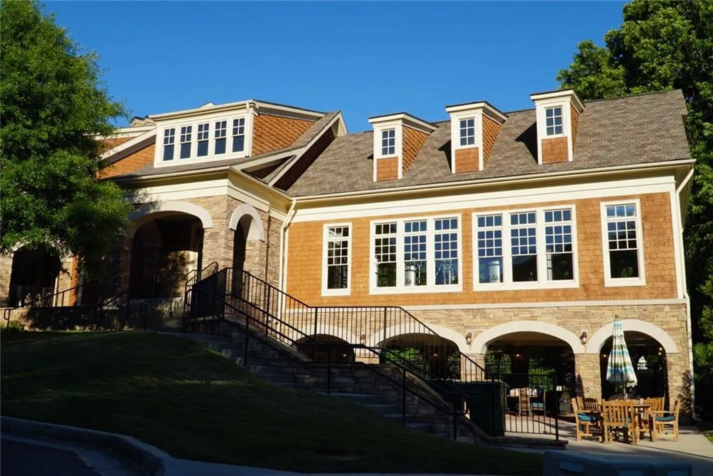 200 River Vista Drive Unit 326, Atlanta, Georgia 30339, 2 Bedrooms Bedrooms, ,2 BathroomsBathrooms,Residential,Sold,200 River Vista Drive Unit 326,5846862