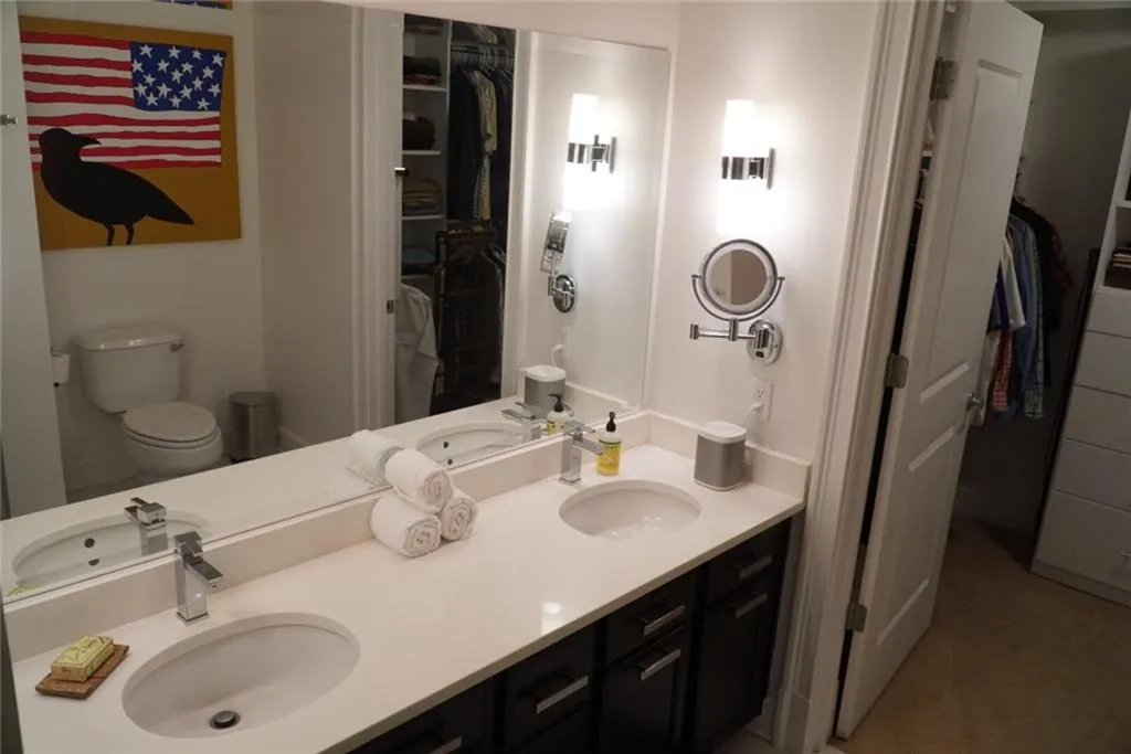 200 River Vista Drive Unit 326, Atlanta, Georgia 30339, 2 Bedrooms Bedrooms, ,2 BathroomsBathrooms,Residential,Sold,200 River Vista Drive Unit 326,5846862