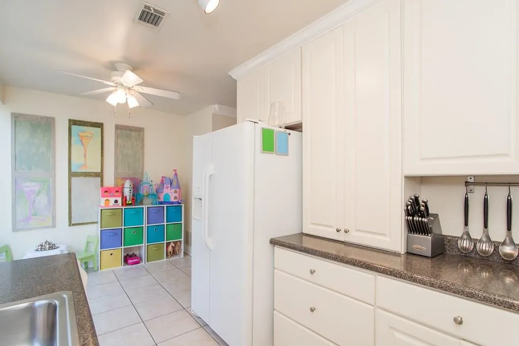 7500 Roswell Road Unit 104, Sandy Springs, Georgia 30350, 2 Bedrooms Bedrooms, ,2 BathroomsBathrooms,Residential,Sold,7500 Roswell Road Unit 104,5816337