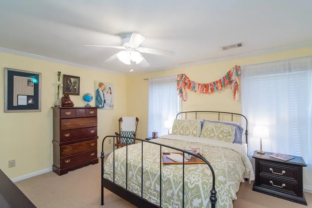 7500 Roswell Road Unit 104, Sandy Springs, Georgia 30350, 2 Bedrooms Bedrooms, ,2 BathroomsBathrooms,Residential,Sold,7500 Roswell Road Unit 104,5816337