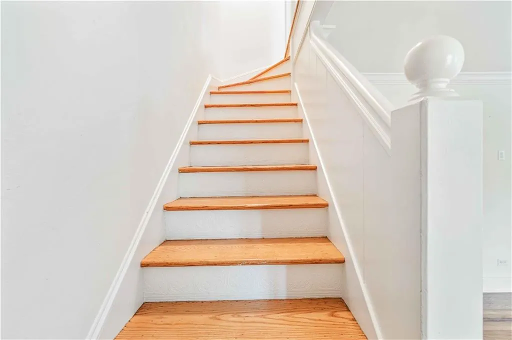 67 Delmont Drive, Atlanta, Georgia 30305, 2 Bedrooms Bedrooms, 0 ,2 BathroomsBathrooms,Residential,For Sale,67 Delmont Drive,7703457