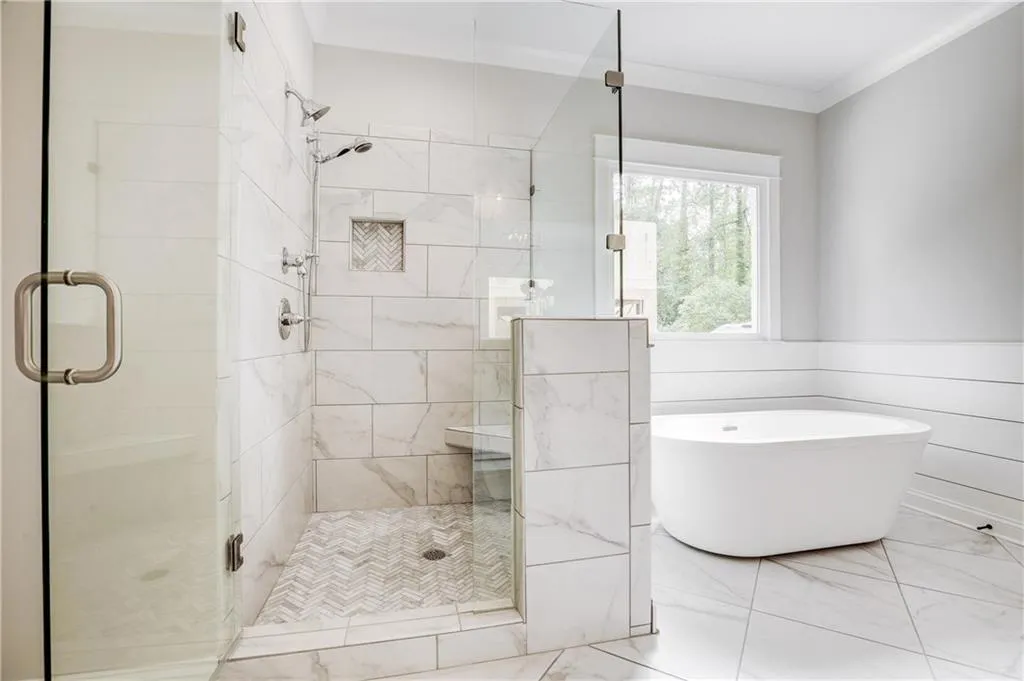 268 Underwood Drive, Sandy Springs, Georgia 30328, 5 Bedrooms Bedrooms, ,4 BathroomsBathrooms,Residential,Sold,268 Underwood Drive,6114523