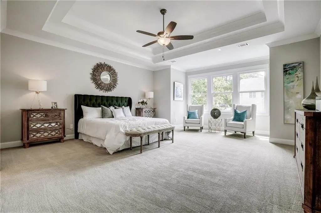 268 Underwood Drive, Sandy Springs, Georgia 30328, 5 Bedrooms Bedrooms, ,4 BathroomsBathrooms,Residential,Sold,268 Underwood Drive,6114523