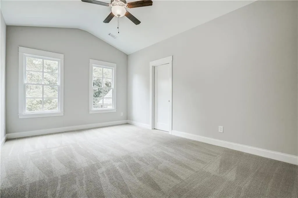 268 Underwood Drive, Sandy Springs, Georgia 30328, 5 Bedrooms Bedrooms, ,4 BathroomsBathrooms,Residential,Sold,268 Underwood Drive,6114523