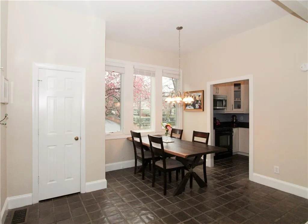 892 Piedmont Avenue Ne Unit B, Atlanta, Georgia 30309, 1 Bedroom Bedrooms, ,1 BathroomBathrooms,Residential,Sold,892 Piedmont Avenue Ne Unit B,5812581