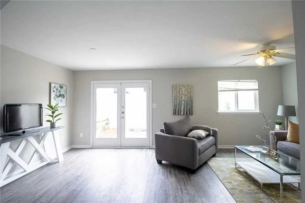 7358 Cardigan Circle, Atlanta, Georgia 30328, 4 Bedrooms Bedrooms, ,3 BathroomsBathrooms,Residential,Sold,7358 Cardigan Circle,6643621