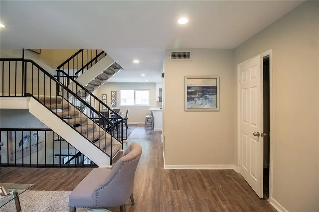 7358 Cardigan Circle, Atlanta, Georgia 30328, 4 Bedrooms Bedrooms, ,3 BathroomsBathrooms,Residential,Sold,7358 Cardigan Circle,6643621