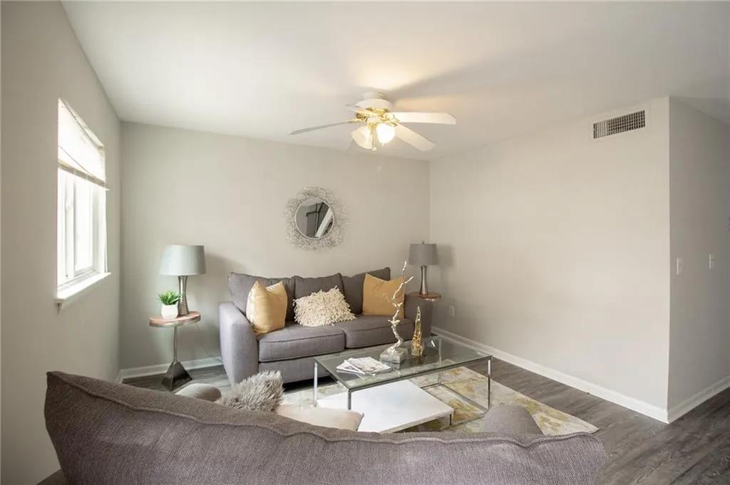 7358 Cardigan Circle, Atlanta, Georgia 30328, 4 Bedrooms Bedrooms, ,3 BathroomsBathrooms,Residential,Sold,7358 Cardigan Circle,6643621