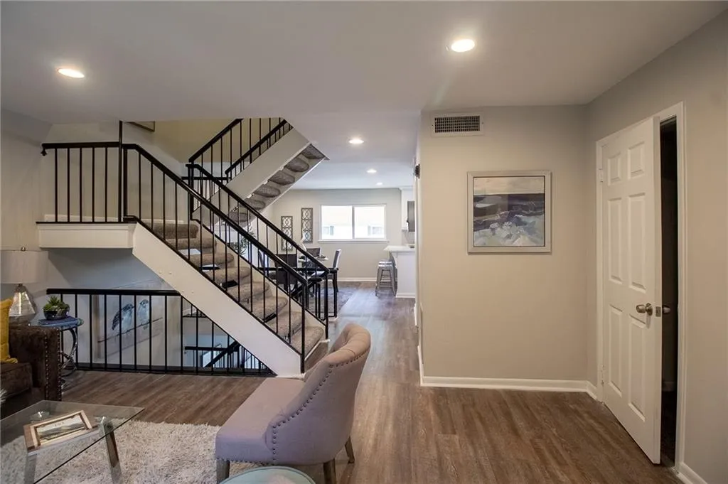 7358 Cardigan Circle, Atlanta, Georgia 30328, 4 Bedrooms Bedrooms, ,3 BathroomsBathrooms,Residential,Sold,7358 Cardigan Circle,6643621