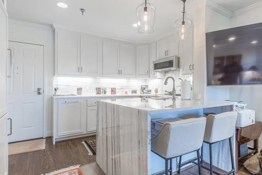 300 Johnson Ferry Road Ne Unit A706, Atlanta, Georgia 30328, 1 Bedroom Bedrooms, ,1 BathroomBathrooms,Residential,Sold,300 Johnson Ferry Road Ne Unit A706,7087348