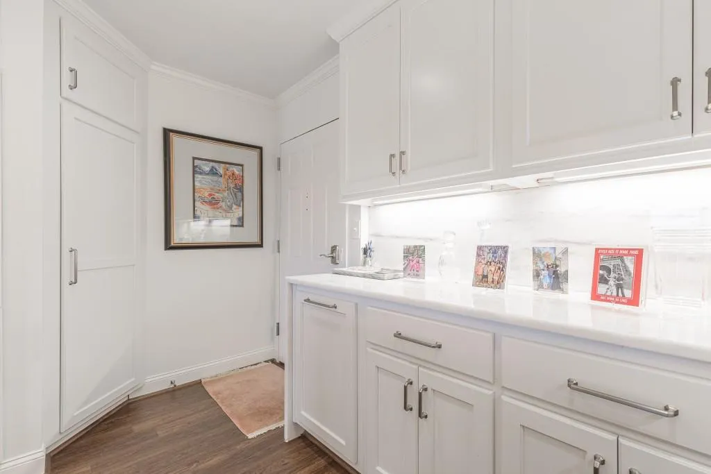 300 Johnson Ferry Road Ne Unit A706, Atlanta, Georgia 30328, 1 Bedroom Bedrooms, ,1 BathroomBathrooms,Residential,Sold,300 Johnson Ferry Road Ne Unit A706,7087348
