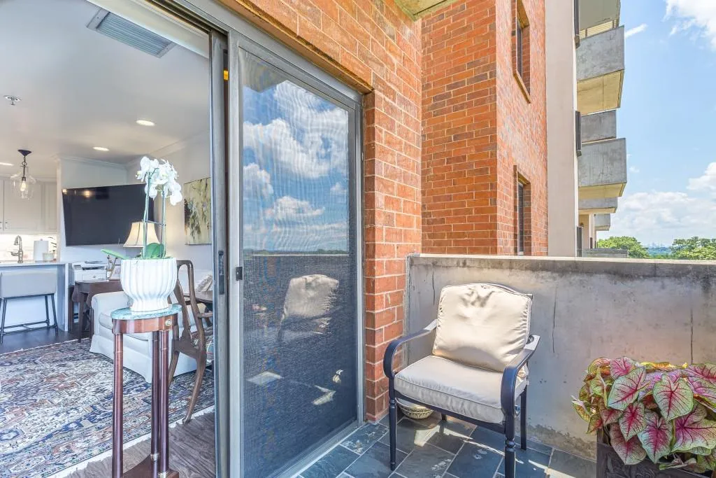 300 Johnson Ferry Road Ne Unit A706, Atlanta, Georgia 30328, 1 Bedroom Bedrooms, ,1 BathroomBathrooms,Residential,Sold,300 Johnson Ferry Road Ne Unit A706,7087348