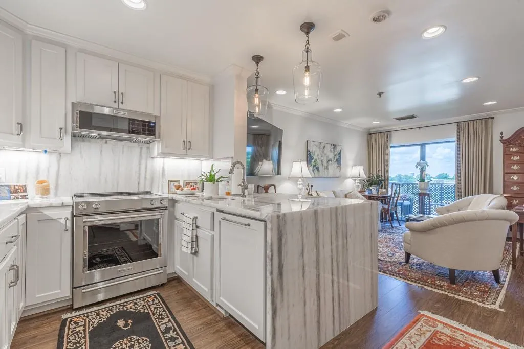 300 Johnson Ferry Road Ne Unit A706, Atlanta, Georgia 30328, 1 Bedroom Bedrooms, ,1 BathroomBathrooms,Residential,Sold,300 Johnson Ferry Road Ne Unit A706,7087348