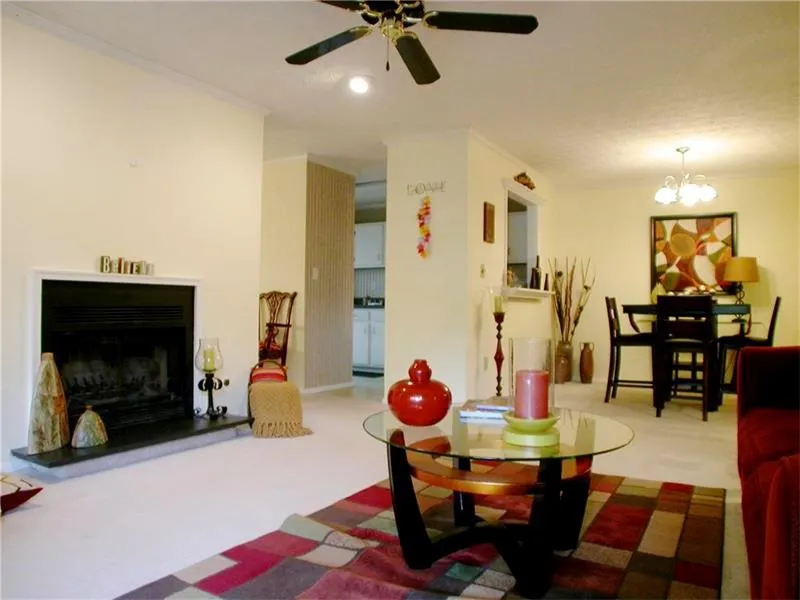 1301 Woodcliff Drive Unit 1301, Sandy Springs, Georgia 30350, 1 Bedroom Bedrooms, ,1 BathroomBathrooms,Residential,Sold,1301 Woodcliff Drive Unit 1301,5700999