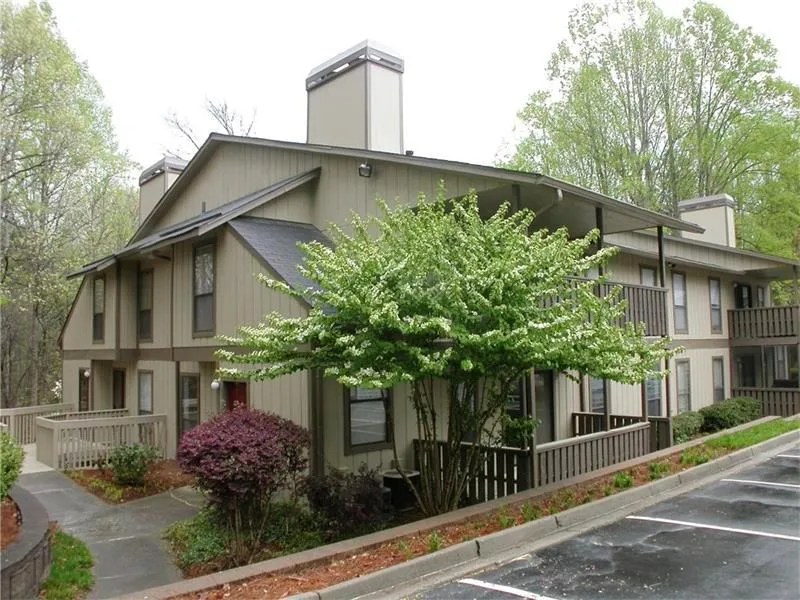 1301 Woodcliff Drive Unit 1301, Sandy Springs, Georgia 30350, 1 Bedroom Bedrooms, ,1 BathroomBathrooms,Residential,Sold,1301 Woodcliff Drive Unit 1301,5700999