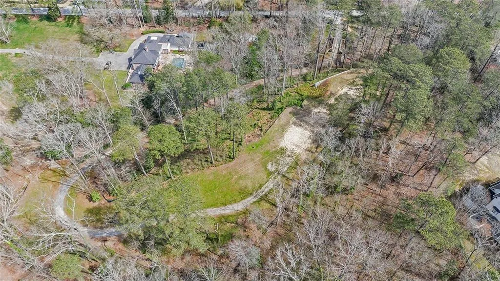 Best aerial view of the buildable area (1.5-2 acres)