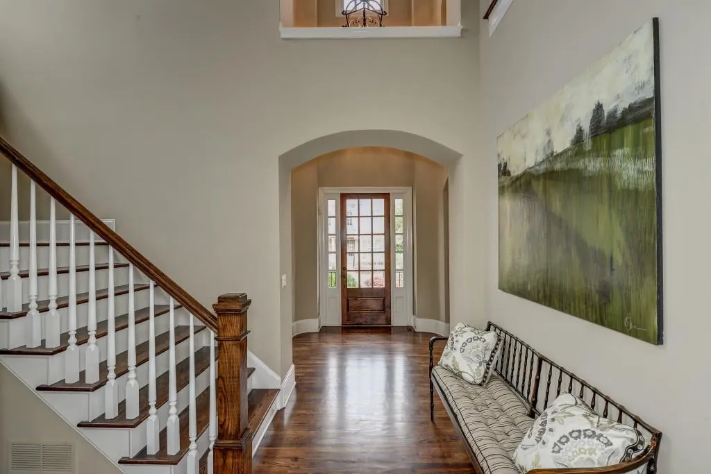 250 Lake Summit View, Atlanta, Georgia 30342, 6 Bedrooms Bedrooms, ,5 BathroomsBathrooms,Residential,Sold,250 Lake Summit View,5646136