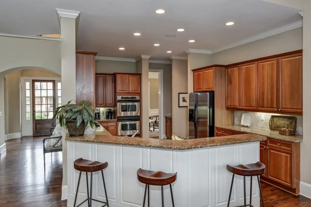 250 Lake Summit View, Atlanta, Georgia 30342, 6 Bedrooms Bedrooms, ,5 BathroomsBathrooms,Residential,Sold,250 Lake Summit View,5646136