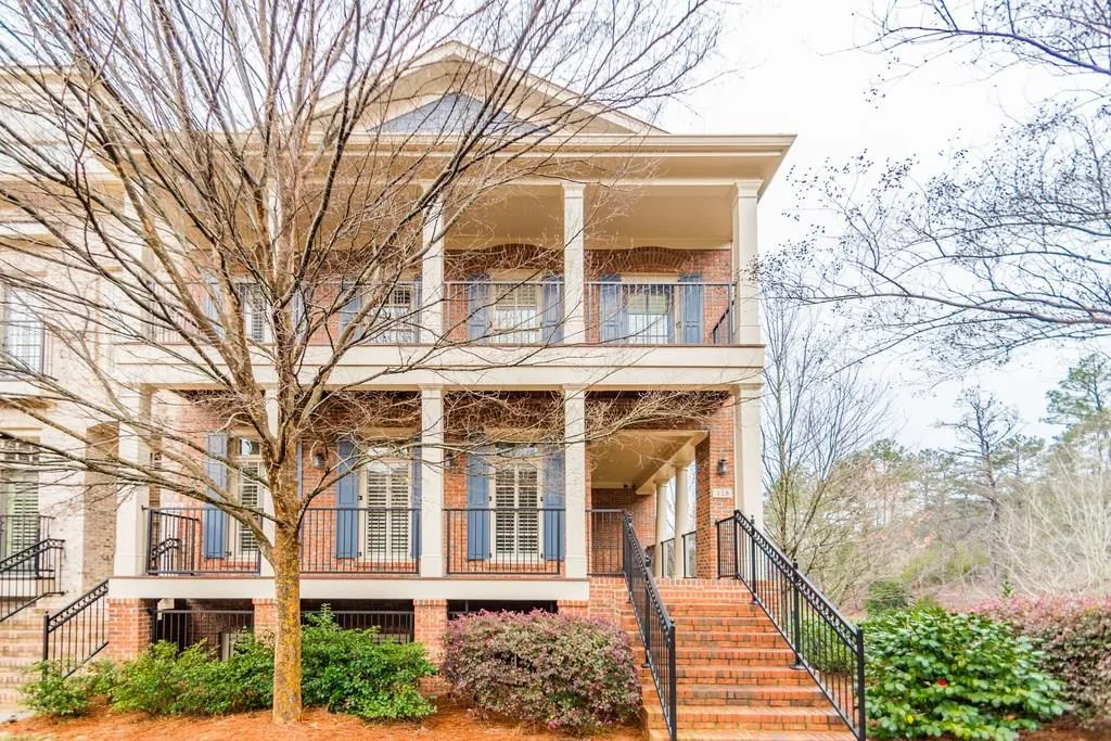 718 Creekgarden Court Unit 19, Sandy Springs, Georgia 30339, 4 Bedrooms Bedrooms, ,4 BathroomsBathrooms,Residential,Sold,718 Creekgarden Court Unit 19,5953249