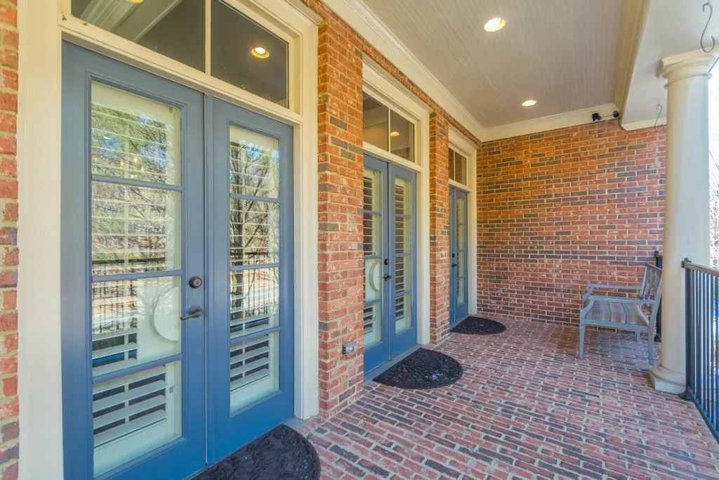 718 Creekgarden Court Unit 19, Sandy Springs, Georgia 30339, 4 Bedrooms Bedrooms, ,4 BathroomsBathrooms,Residential,Sold,718 Creekgarden Court Unit 19,5953249