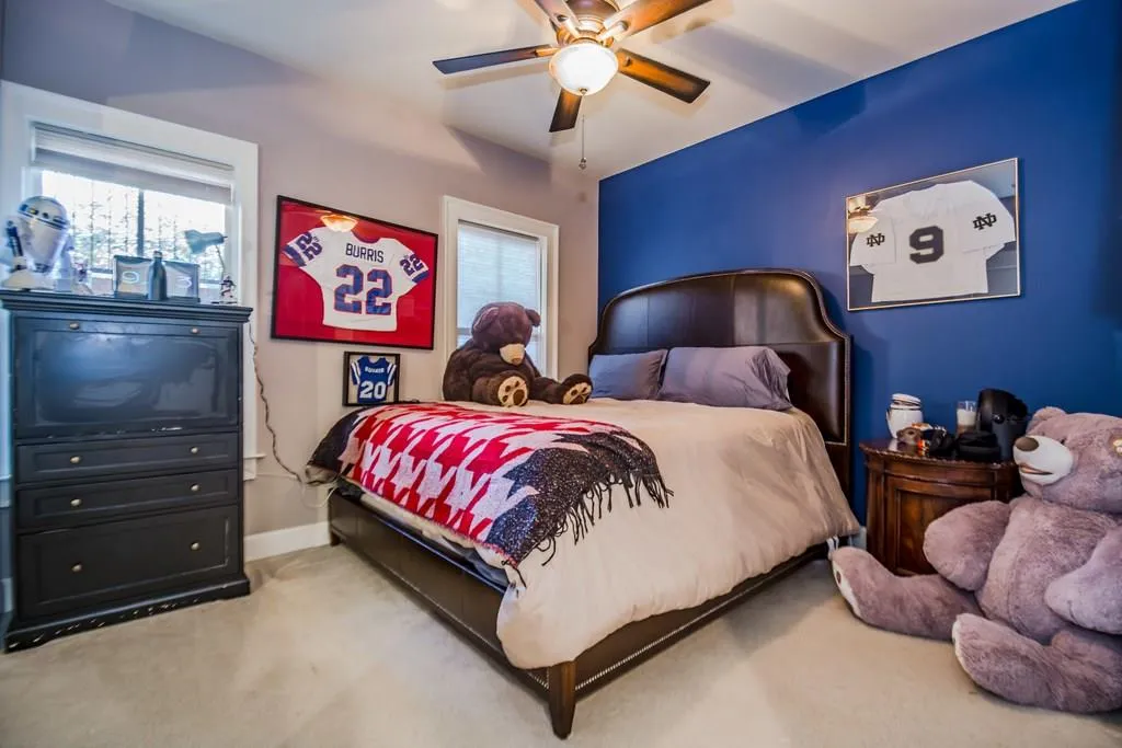 718 Creekgarden Court Unit 19, Sandy Springs, Georgia 30339, 4 Bedrooms Bedrooms, ,4 BathroomsBathrooms,Residential,Sold,718 Creekgarden Court Unit 19,5953249