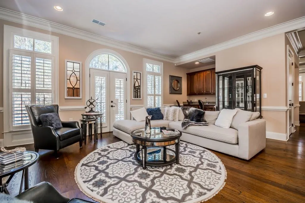 718 Creekgarden Court Unit 19, Sandy Springs, Georgia 30339, 4 Bedrooms Bedrooms, ,4 BathroomsBathrooms,Residential,Sold,718 Creekgarden Court Unit 19,5953249