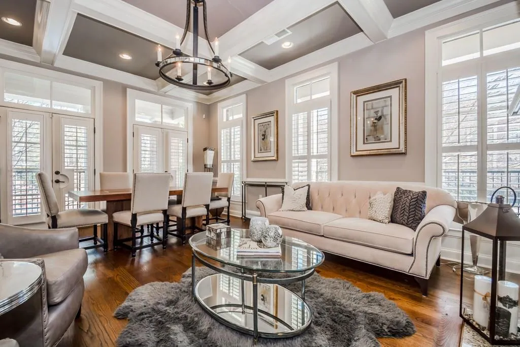 718 Creekgarden Court Unit 19, Sandy Springs, Georgia 30339, 4 Bedrooms Bedrooms, ,4 BathroomsBathrooms,Residential,Sold,718 Creekgarden Court Unit 19,5953249