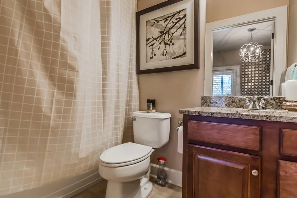 718 Creekgarden Court Unit 19, Sandy Springs, Georgia 30339, 4 Bedrooms Bedrooms, ,4 BathroomsBathrooms,Residential,Sold,718 Creekgarden Court Unit 19,5953249