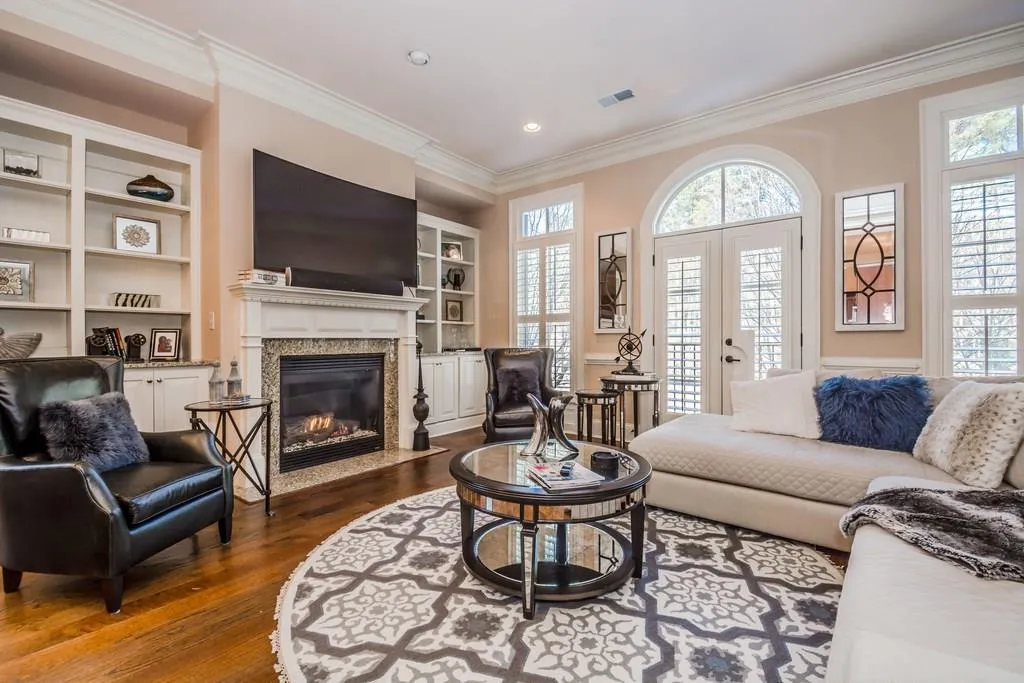 718 Creekgarden Court Unit 19, Sandy Springs, Georgia 30339, 4 Bedrooms Bedrooms, ,4 BathroomsBathrooms,Residential,Sold,718 Creekgarden Court Unit 19,5953249