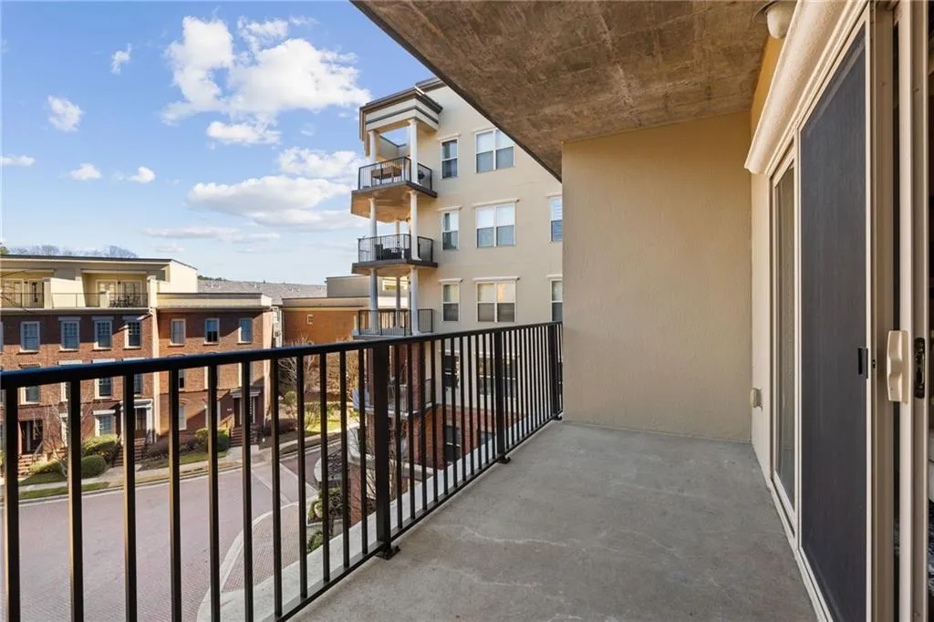 200 River Vista Drive Unit 505, Atlanta, Georgia 30339, 1 Bedroom Bedrooms, ,1 BathroomBathrooms,Residential,Sold,200 River Vista Drive Unit 505,7705492