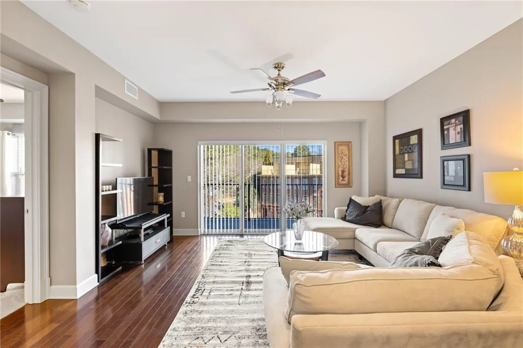 200 River Vista Drive Unit 505, Atlanta, Georgia 30339, 1 Bedroom Bedrooms, ,1 BathroomBathrooms,Residential,Sold,200 River Vista Drive Unit 505,7705492