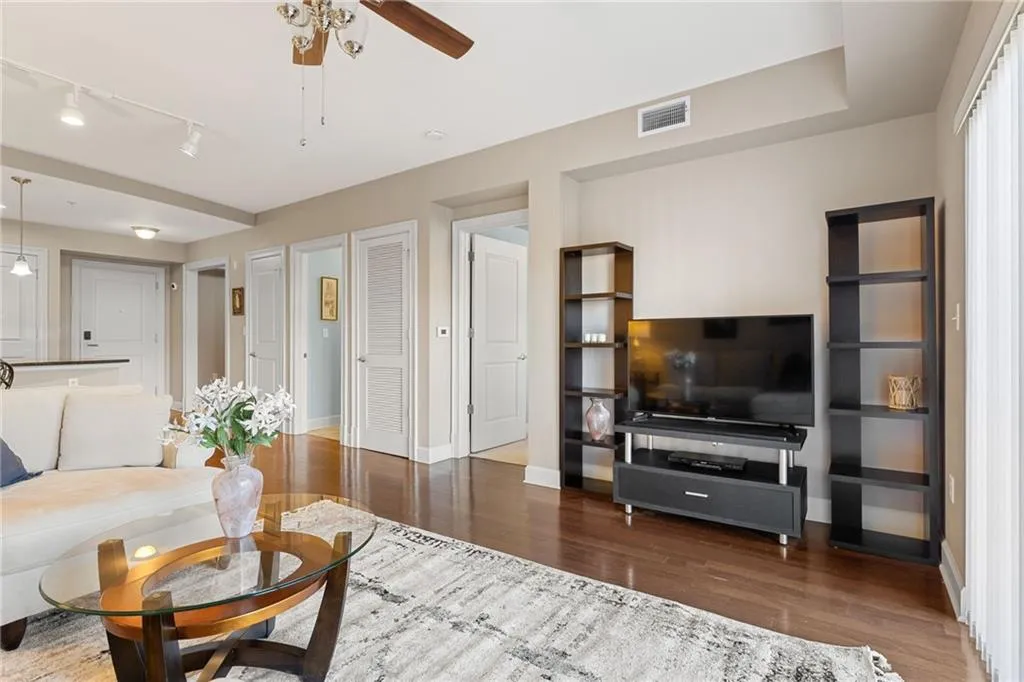 200 River Vista Drive Unit 505, Atlanta, Georgia 30339, 1 Bedroom Bedrooms, ,1 BathroomBathrooms,Residential,Sold,200 River Vista Drive Unit 505,7705492