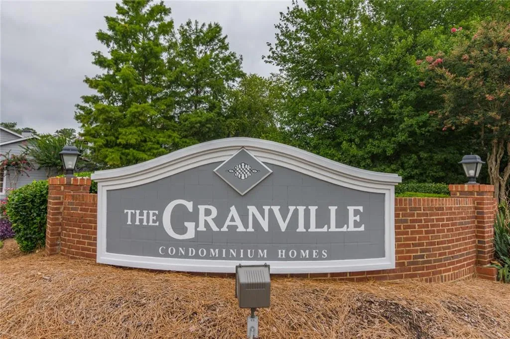 309 Granville Court, Sandy Springs, Georgia 30328, 1 Bedroom Bedrooms, ,1 BathroomBathrooms,Residential,Sold,309 Granville Court,6048156