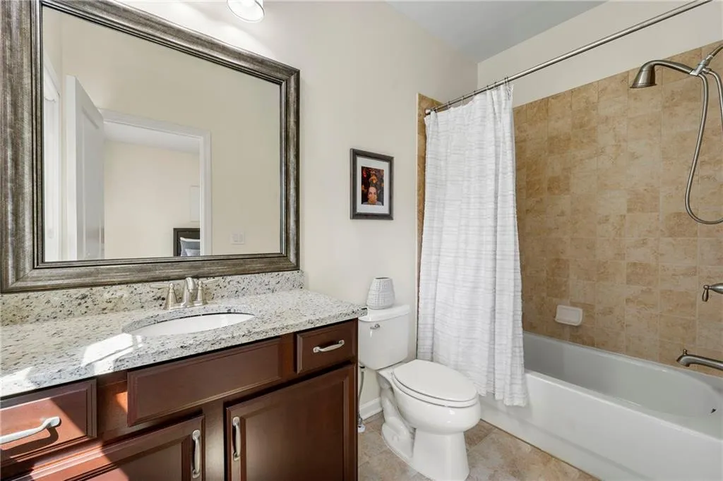 2808 Broughton Lane Se, Atlanta, Georgia 30339, 3 Bedrooms Bedrooms, ,3 BathroomsBathrooms,Residential,For Sale,2808 Broughton Lane Se,7589177