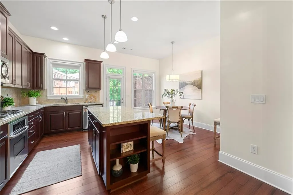2808 Broughton Lane Se, Atlanta, Georgia 30339, 3 Bedrooms Bedrooms, ,3 BathroomsBathrooms,Residential,For Sale,2808 Broughton Lane Se,7589177
